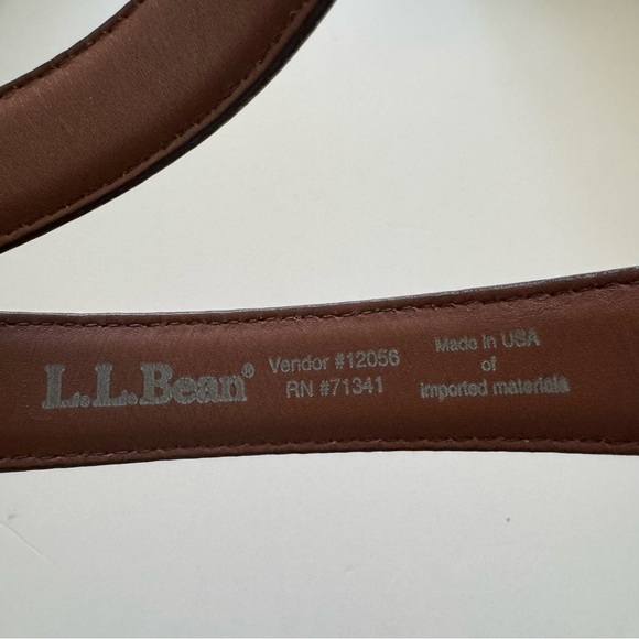 L.L. Bean Brown Leather Belt with Gold Buckle size 40 - Picture 6 of 10
